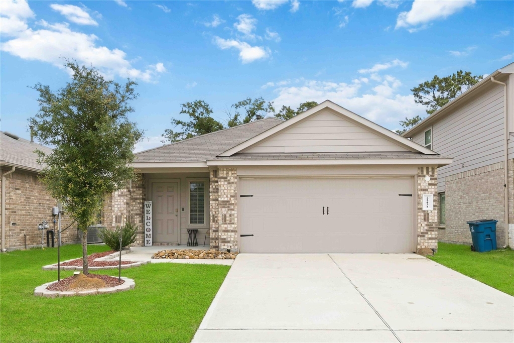 22434 Forest Gorge Lane - Photo 0