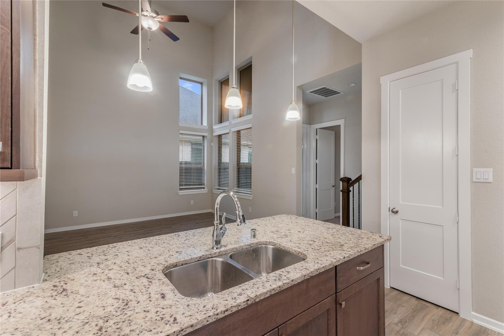 4702 Primrose Valley Lane - Photo 12