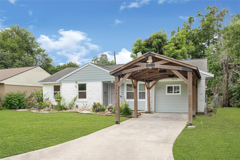 5714 Peacock Street - Photo 0