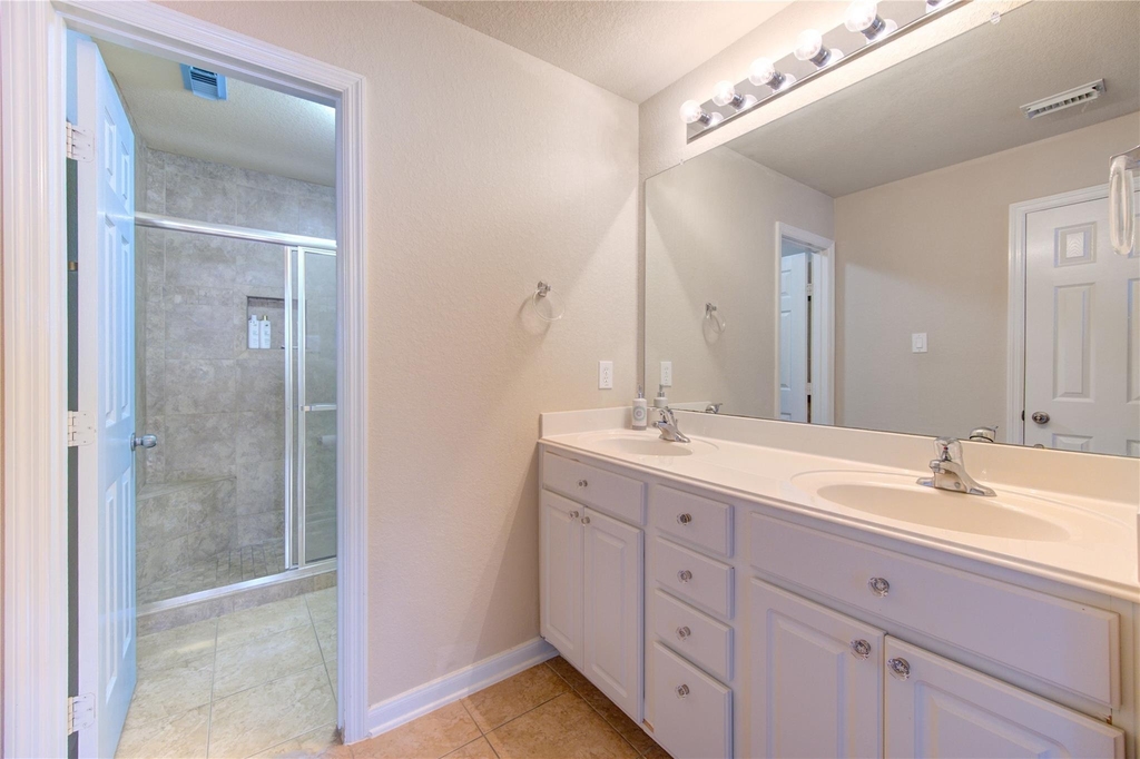 1243 Glenwood Canyon Lane - Photo 38