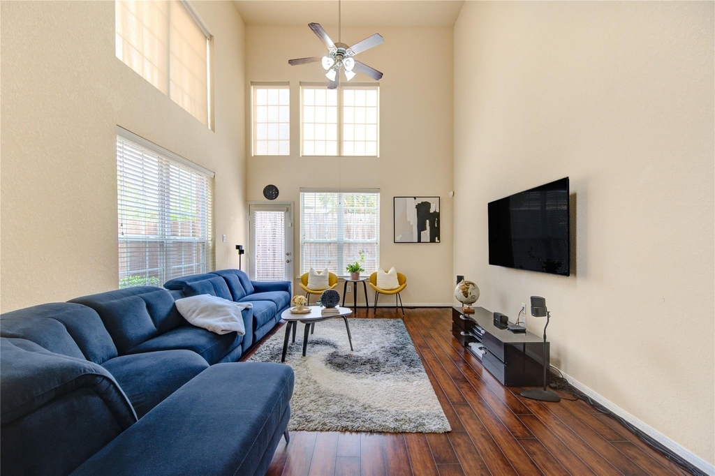 1243 Glenwood Canyon Lane - Photo 11