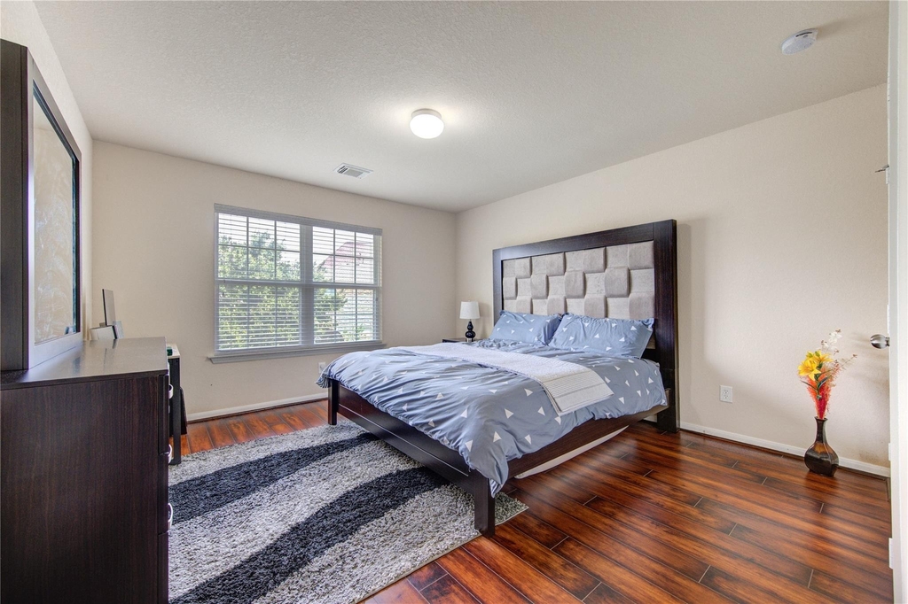 1243 Glenwood Canyon Lane - Photo 32