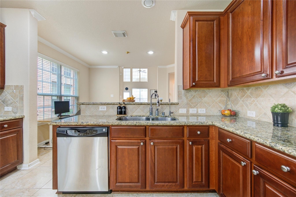 1243 Glenwood Canyon Lane - Photo 21