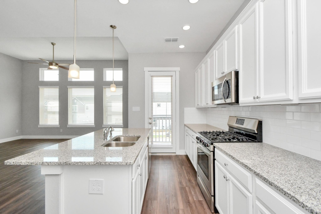 713 Strawberry Pines Court - Photo 23