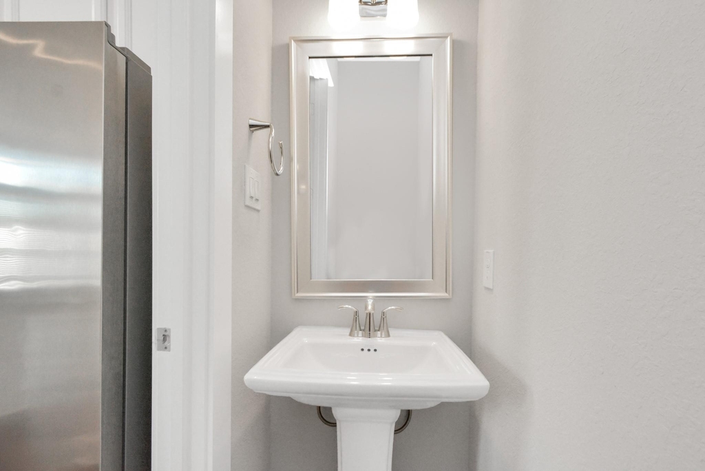 713 Strawberry Pines Court - Photo 25