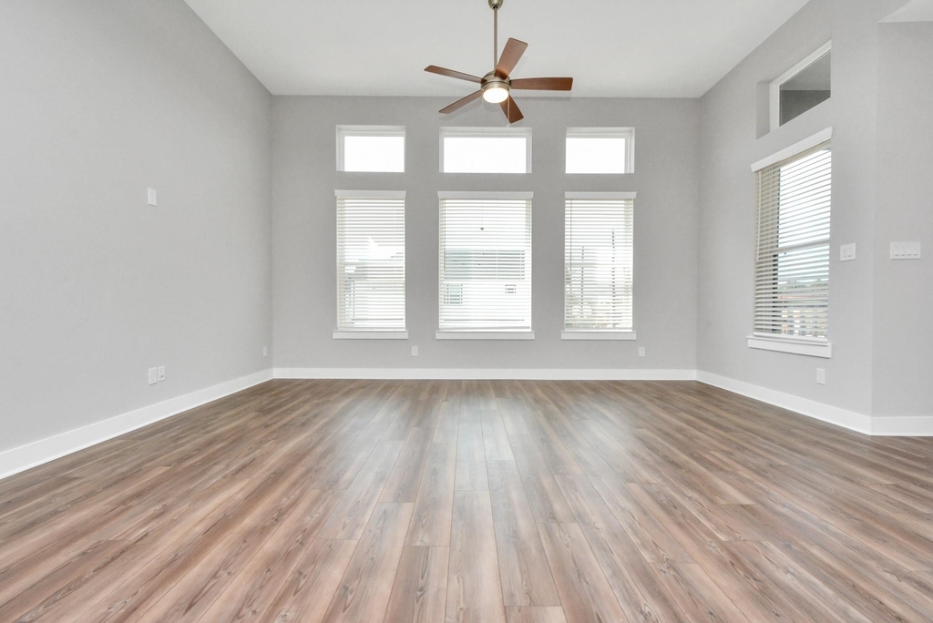 713 Strawberry Pines Court - Photo 12