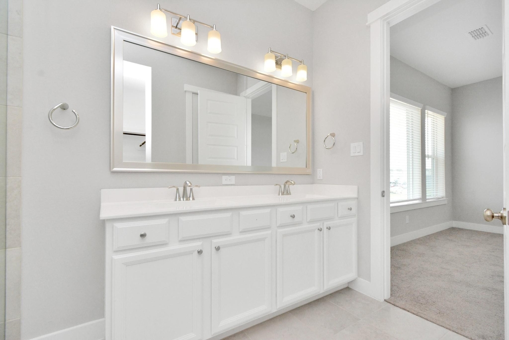 713 Strawberry Pines Court - Photo 32