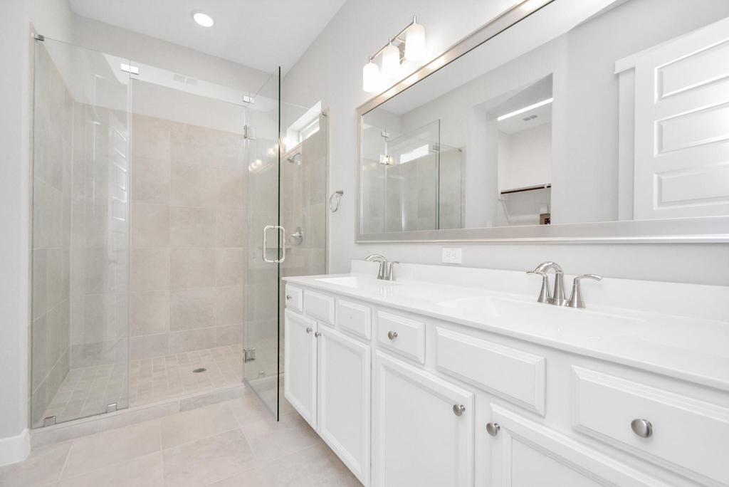 713 Strawberry Pines Court - Photo 30