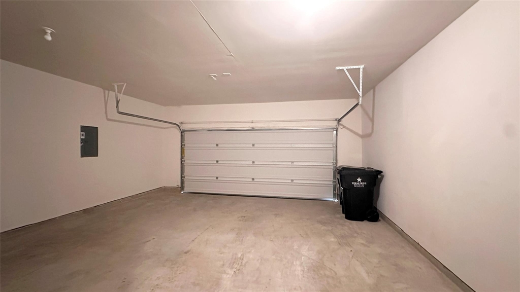 2013 Spindletree Lane - Photo 17