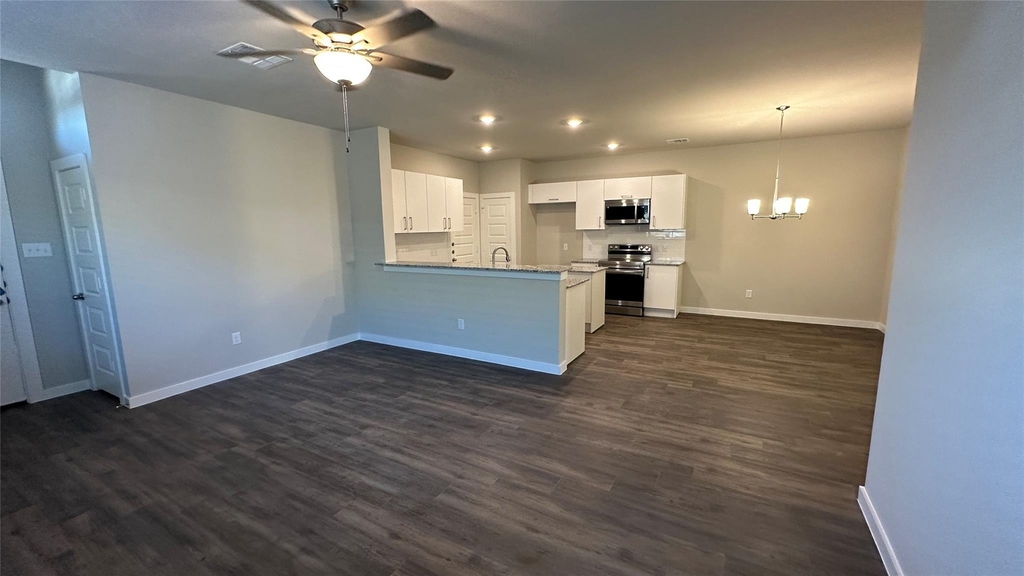 9804 Grosbeak Lane - Photo 2