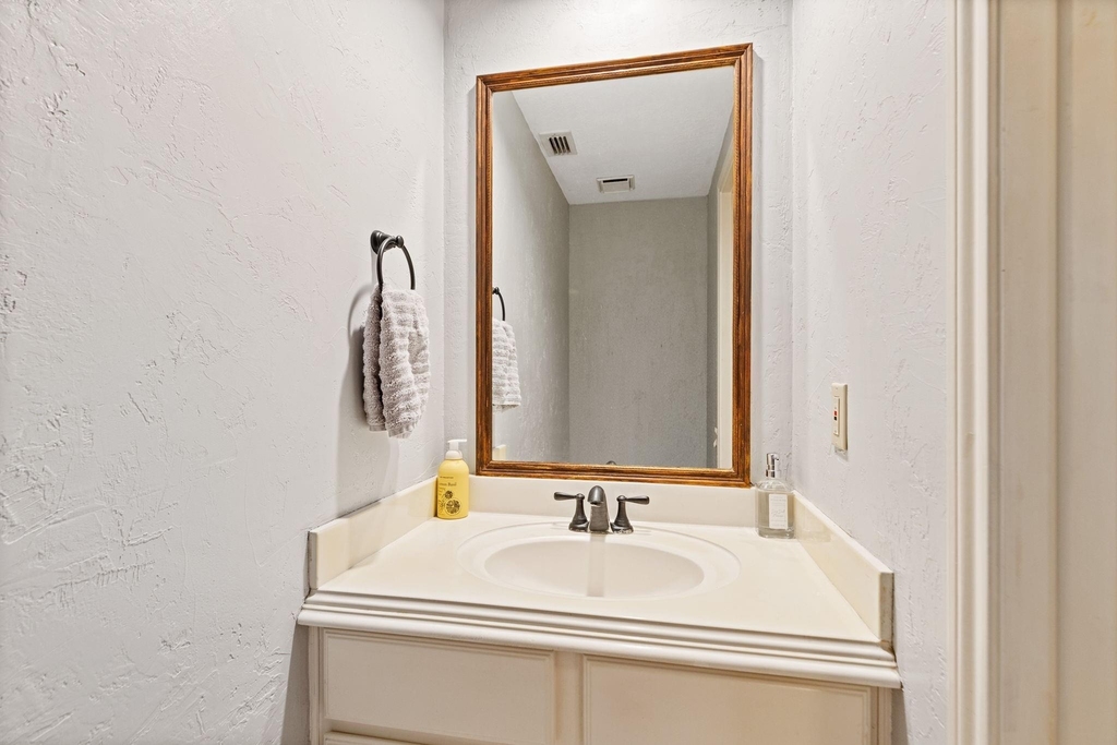 7435 River Garden Drive - Photo 18