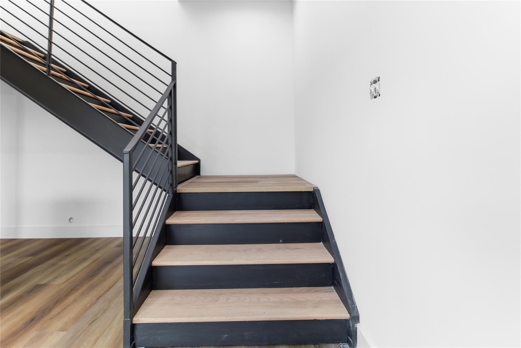 5614 Larkin - Photo 3