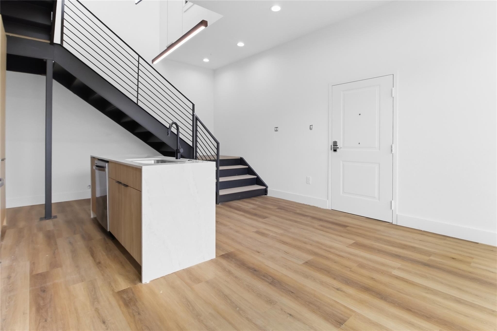 5614 Larkin - Photo 2