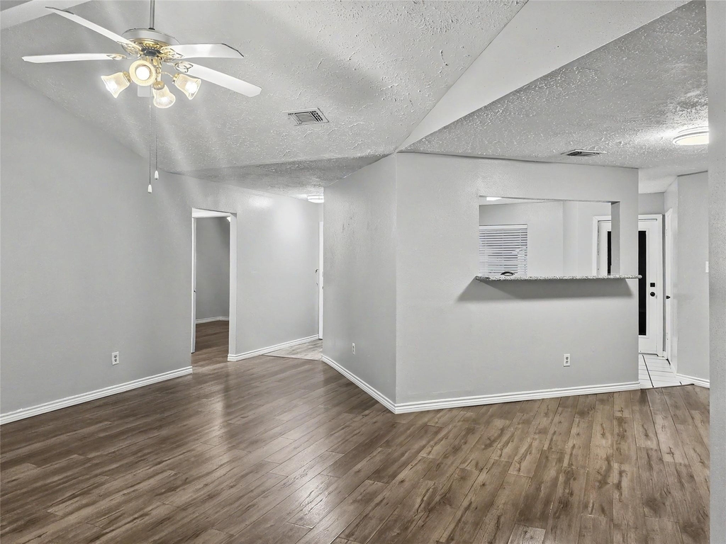 4211 Falcon Meadow Drive - Photo 11