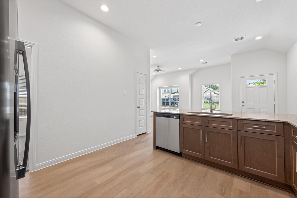11864 E Gate Dr - Photo 13