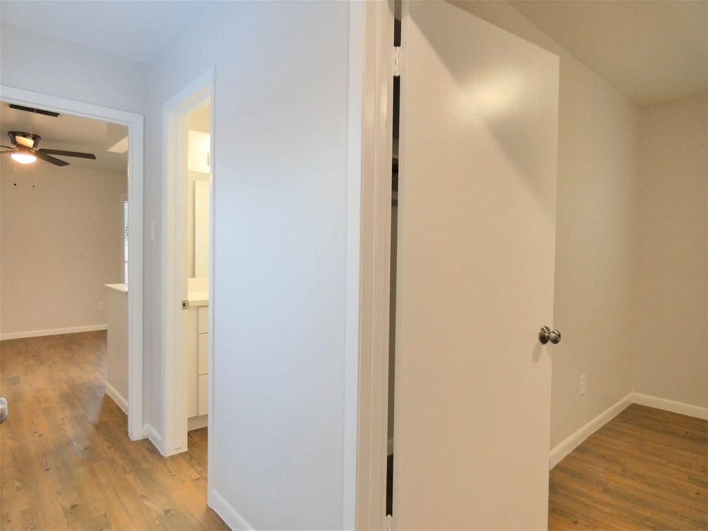 604 Golfview Drive - Photo 33