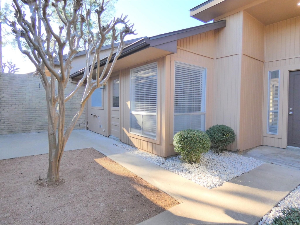 604 Golfview Drive - Photo 14