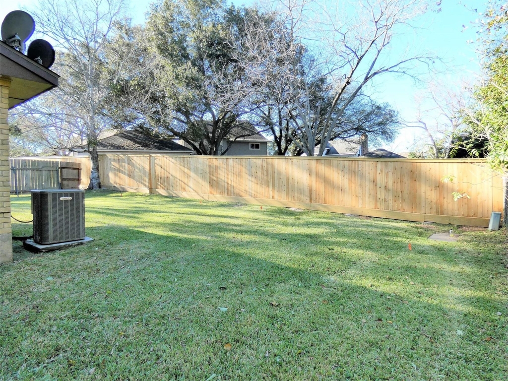 604 Golfview Drive - Photo 20