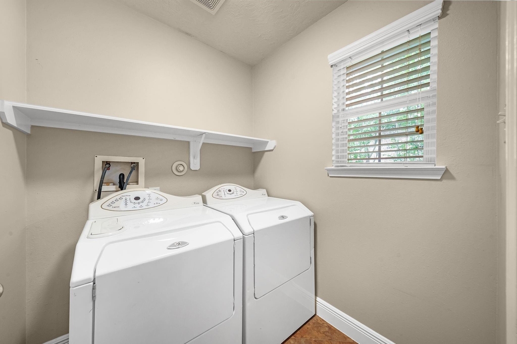 18436 Sunrise Pines Drive - Photo 21