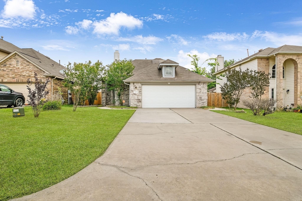 18436 Sunrise Pines Drive - Photo 0