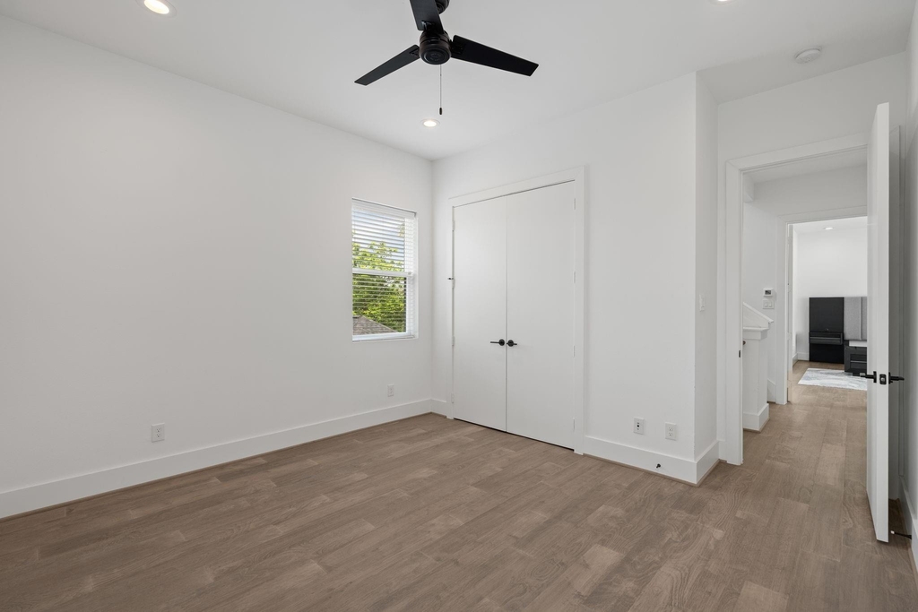 6010 Truro Street - Photo 27