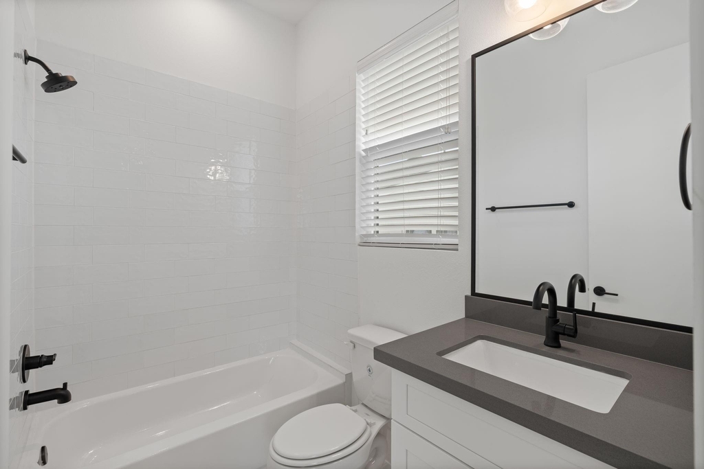 6010 Truro Street - Photo 29