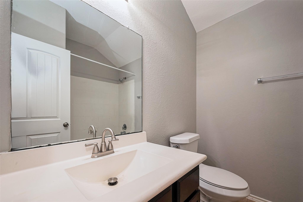 1910 Vermillion View Street - Photo 39