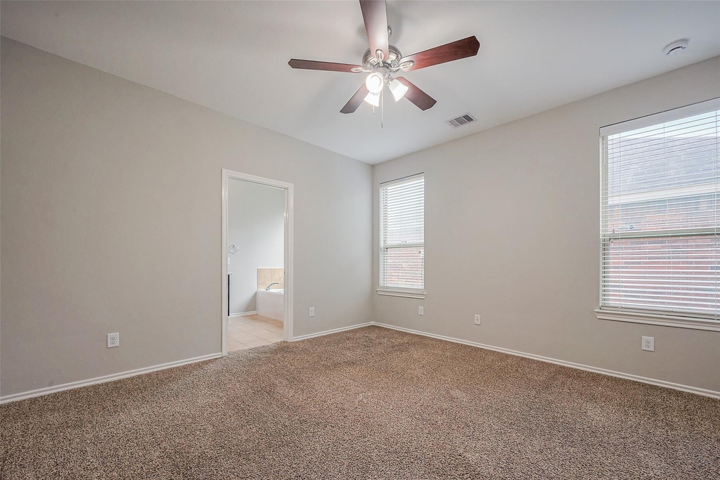 1910 Vermillion View Street - Photo 23