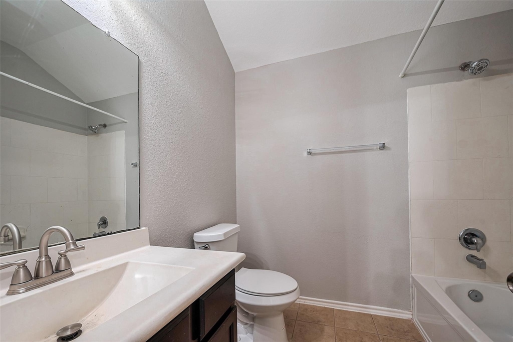 1910 Vermillion View Street - Photo 38