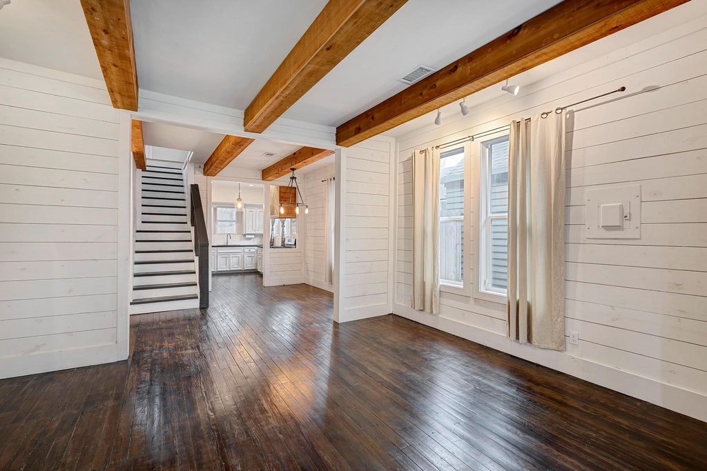818 Wilkes Street - Photo 4