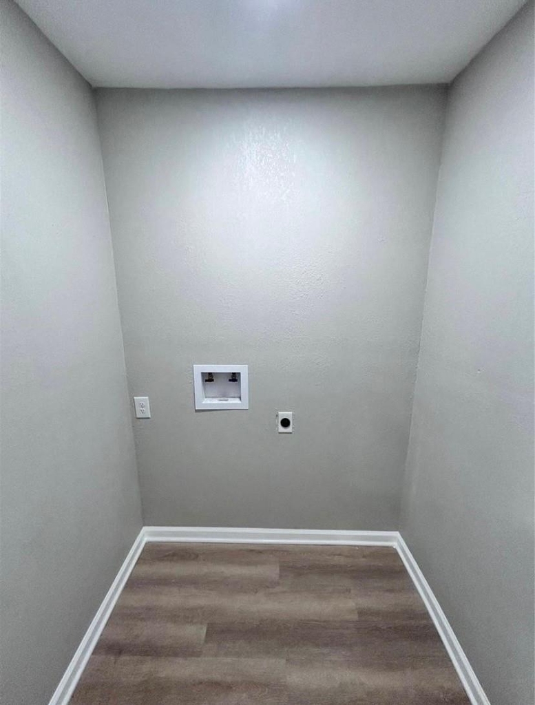 4737 Alvin Street - Photo 11