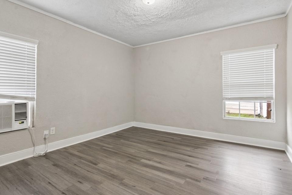 1709 W 4th Street - Photo 8