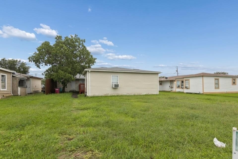 1709 W 4th Street - Photo 13
