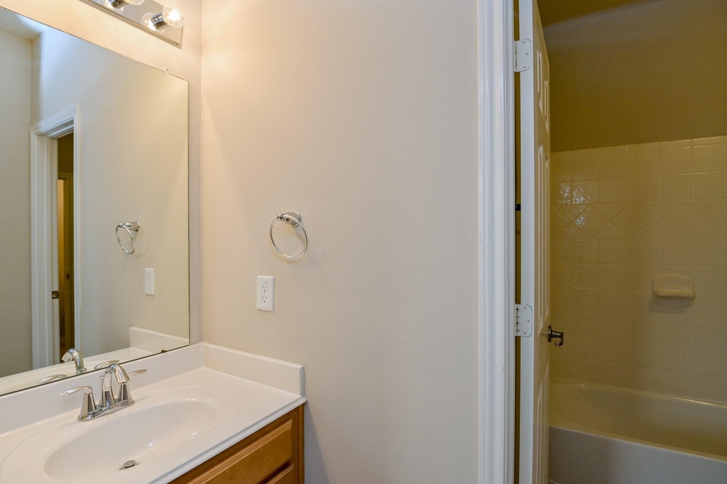 7435 Garland Mist Lane - Photo 17