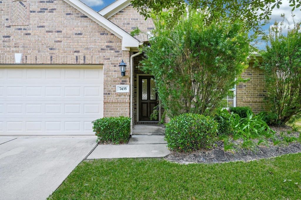 7435 Garland Mist Lane - Photo 1