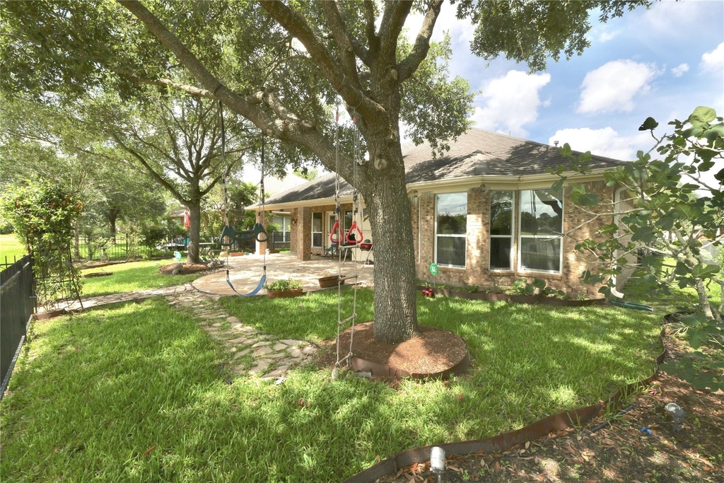 12406 Drake Prairie Lane - Photo 18