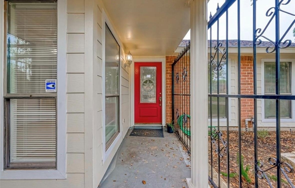 16910 Cairngale Street - Photo 4