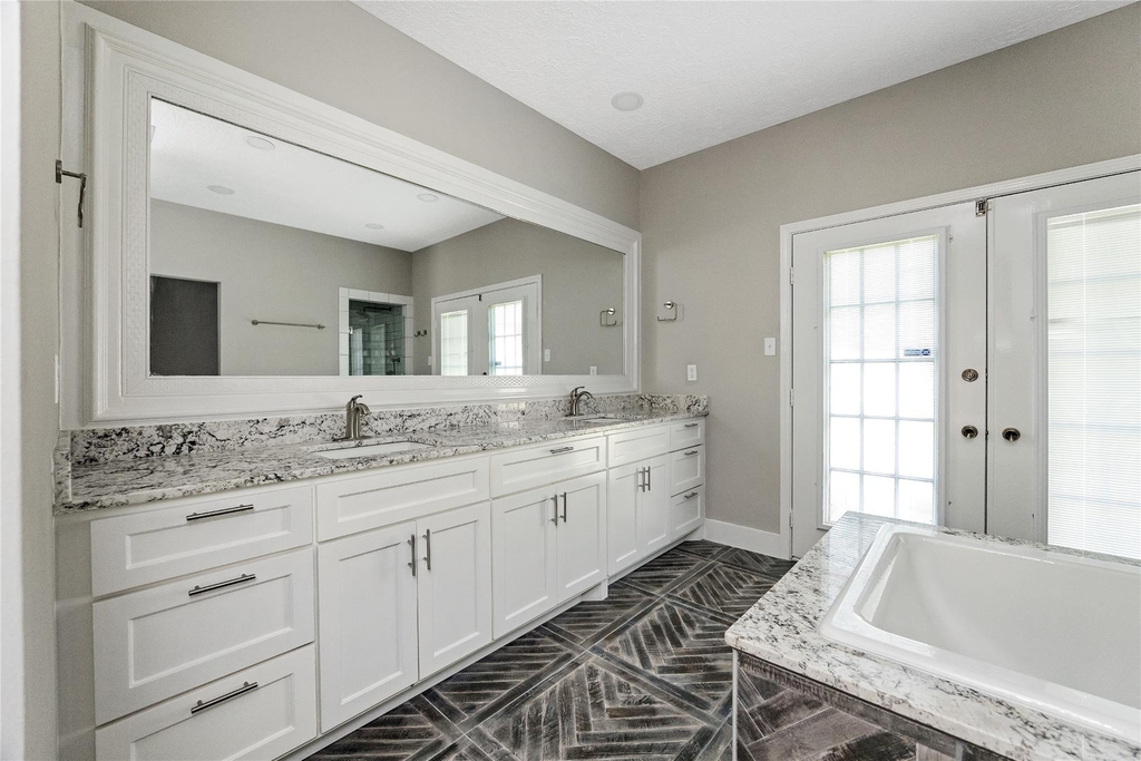 12002 Moorcreek Drive - Photo 26