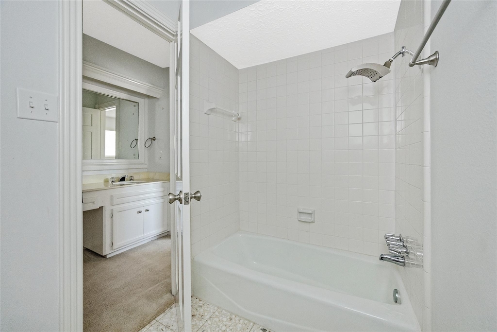 12002 Moorcreek Drive - Photo 40