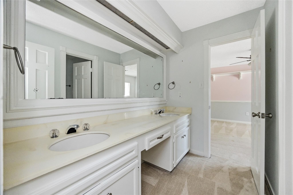 12002 Moorcreek Drive - Photo 39