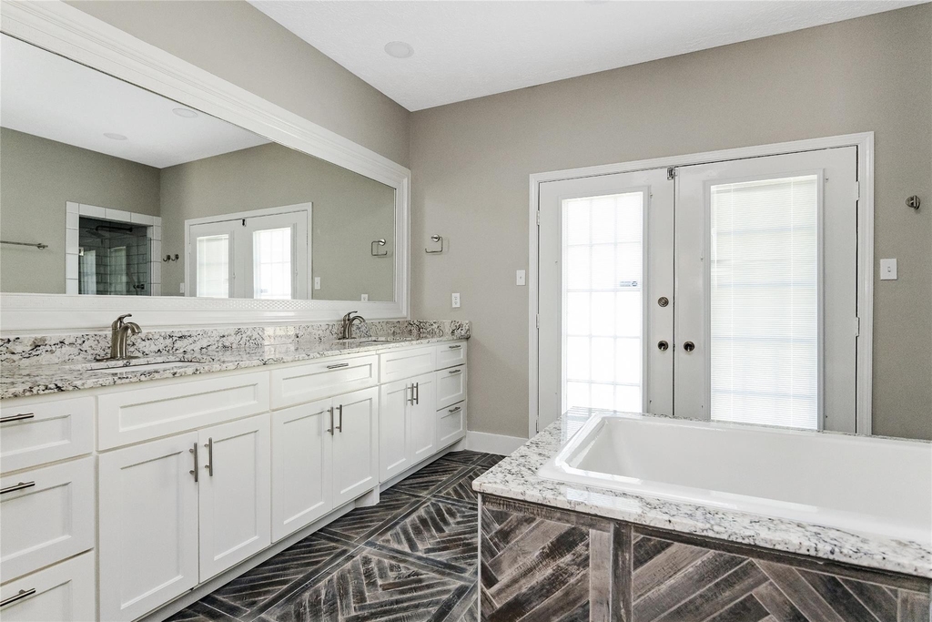 12002 Moorcreek Drive - Photo 27
