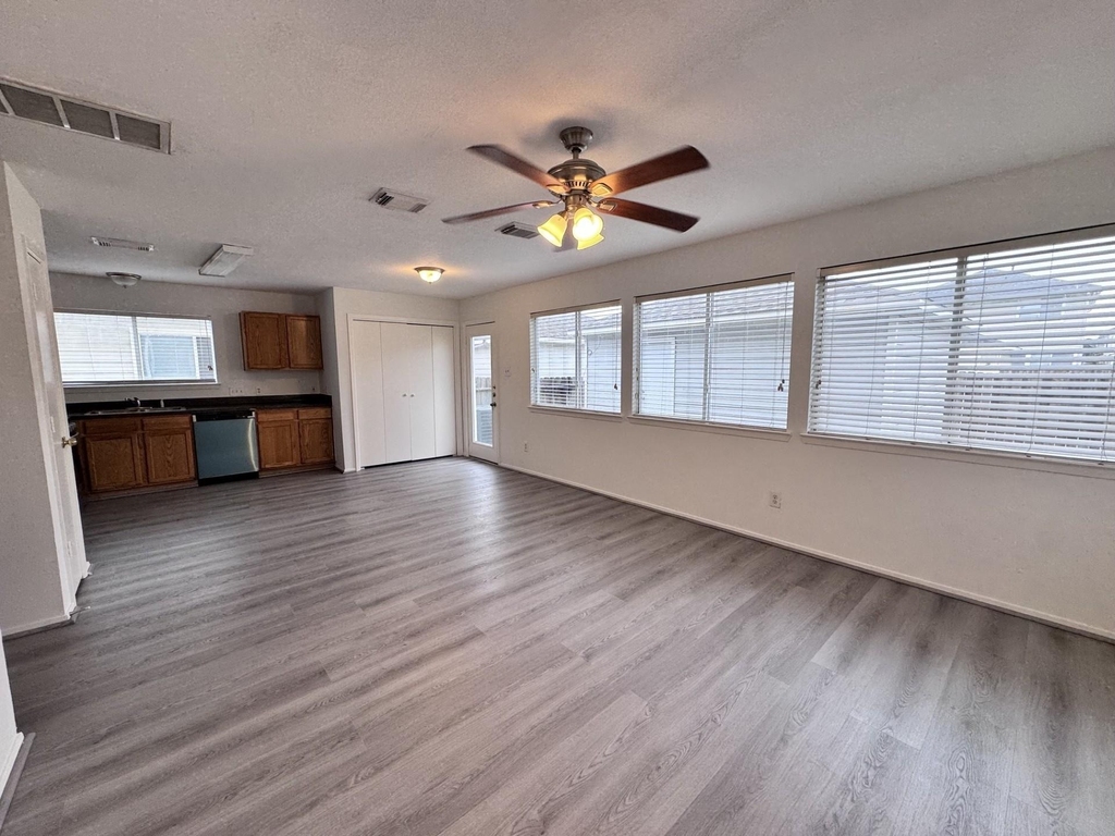 1075 Verde Trails Drive - Photo 1