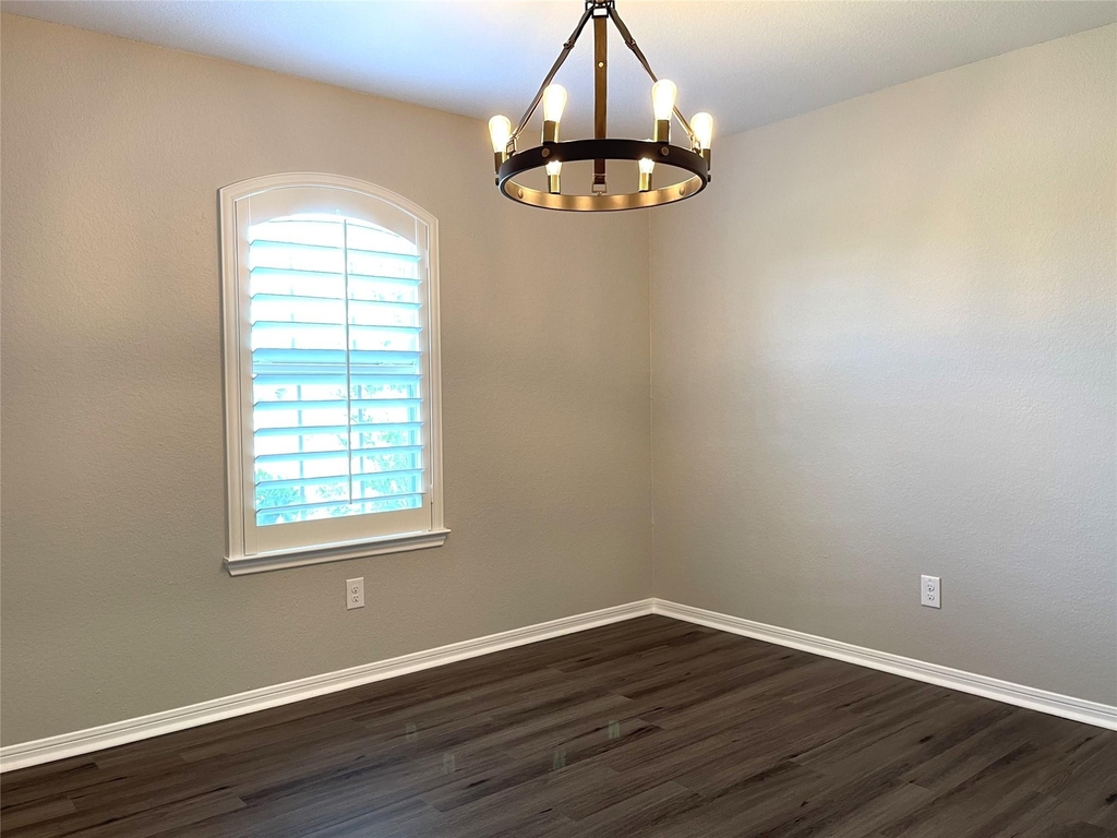 29127 Innes Park Place - Photo 15