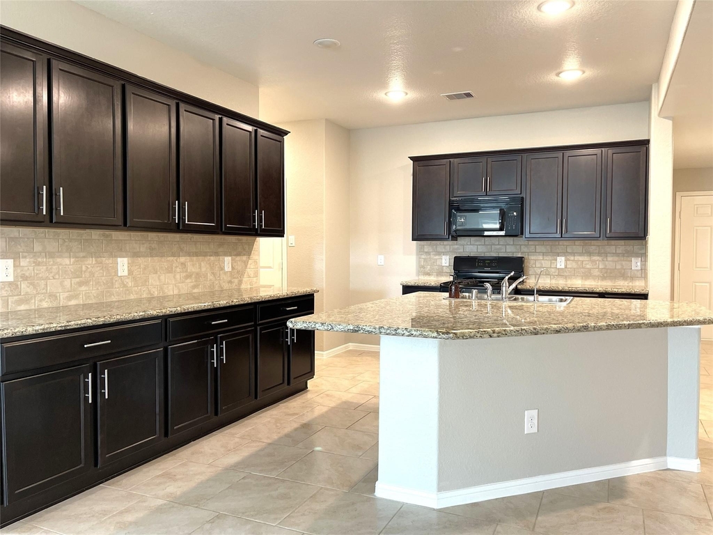 29127 Innes Park Place - Photo 2