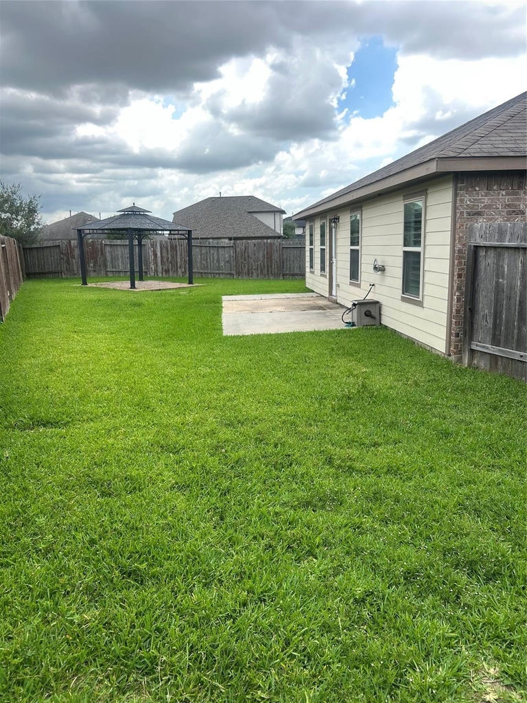 29127 Innes Park Place - Photo 27