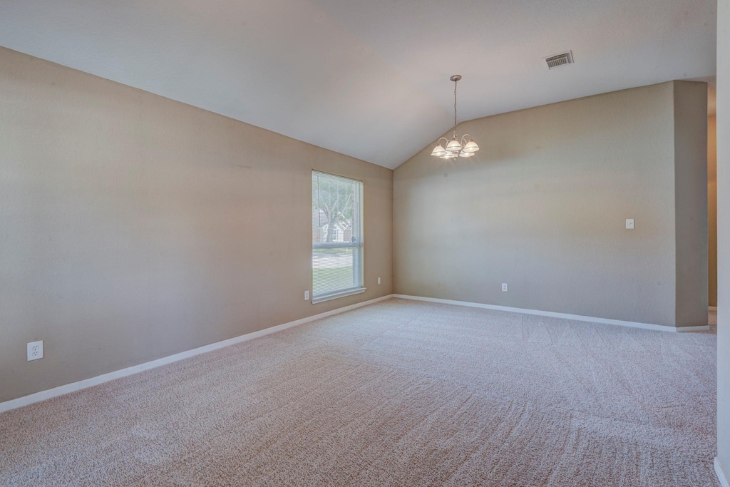 25206 Pepper Ridge Lane - Photo 8
