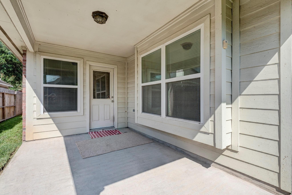 25206 Pepper Ridge Lane - Photo 23