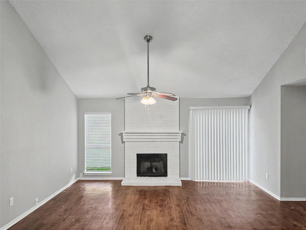22511 Braken Manor Lane - Photo 3