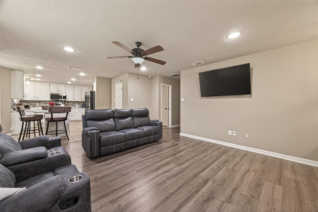 12110 Essenbruk Drive - Photo 12