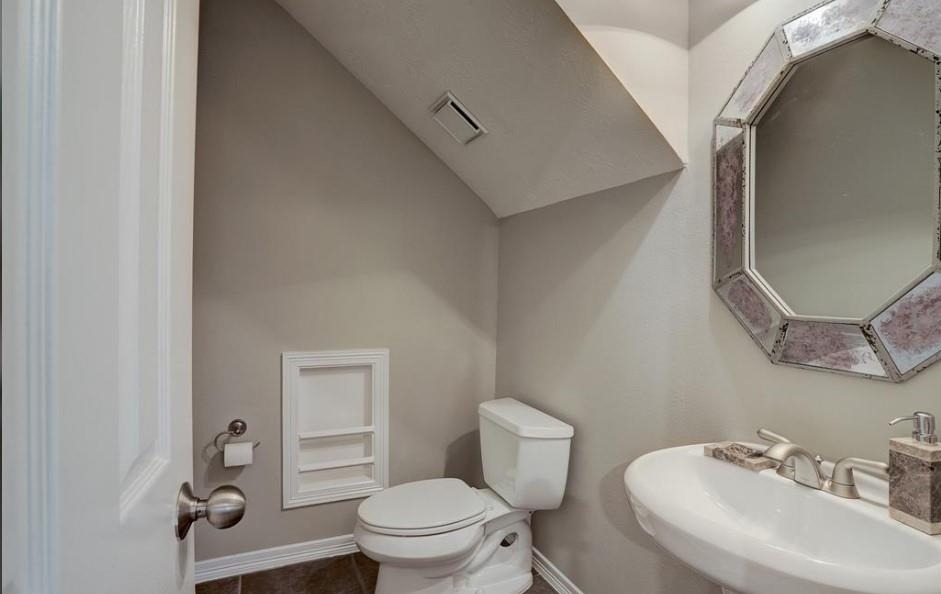 1625 Knox Street - Photo 3